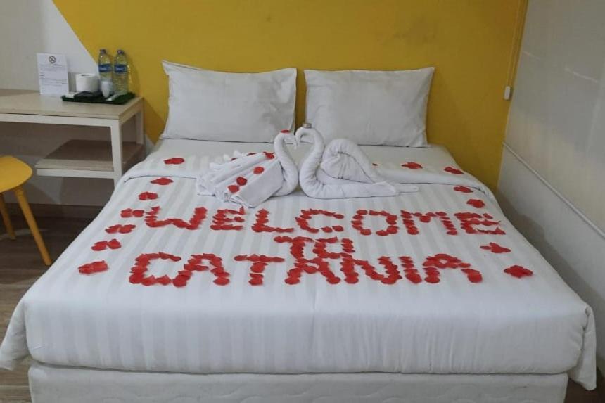 Catania Inn פאלמבאנג מראה חיצוני תמונה